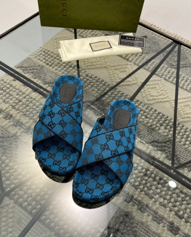 GUCCI  Slippers