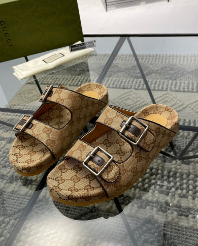 GUCCI  Slippers