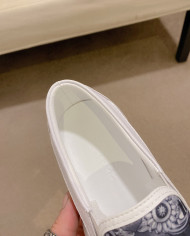 Versace hooded shoes