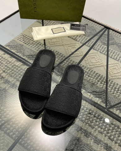 GUCCI  Slippers