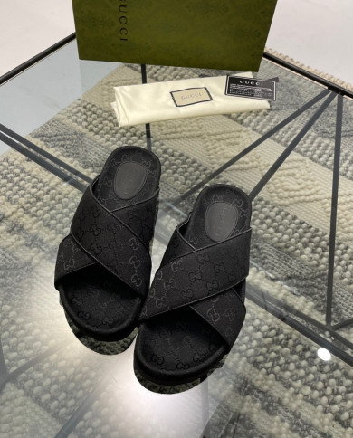 GUCCI  Slippers