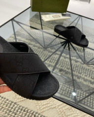 GUCCI  Slippers