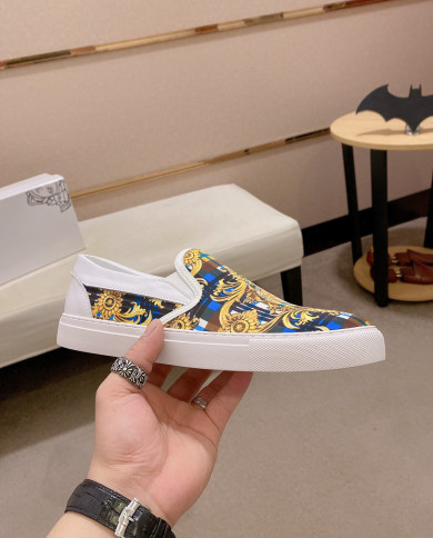 Versace hooded shoes