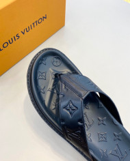 GUCCI  Slippers
