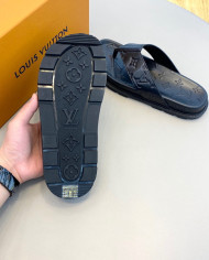 GUCCI  Slippers