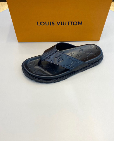 GUCCI  Slippers