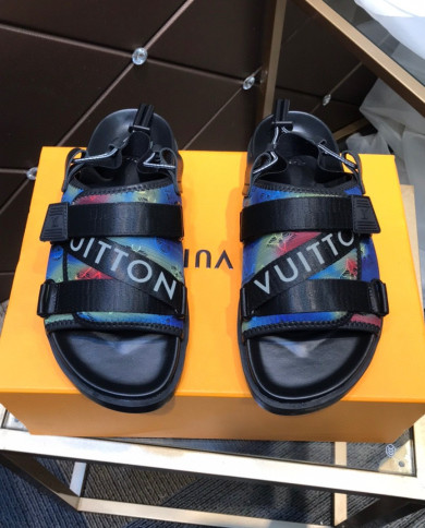Louis  Vuitton  Slippers