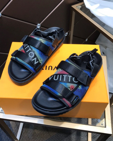 Louis  Vuitton  Slippers