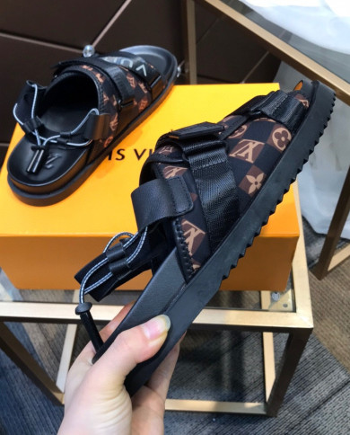 Louis  Vuitton  Slippers