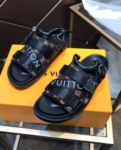 Louis  Vuitton  Slippers