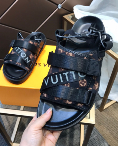 Louis  Vuitton  Slippers