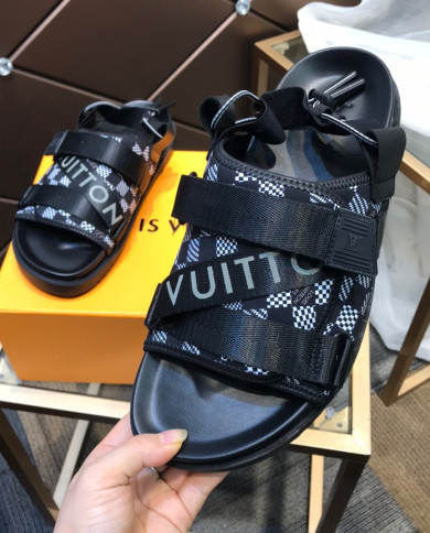 Louis  Vuitton  Slippers