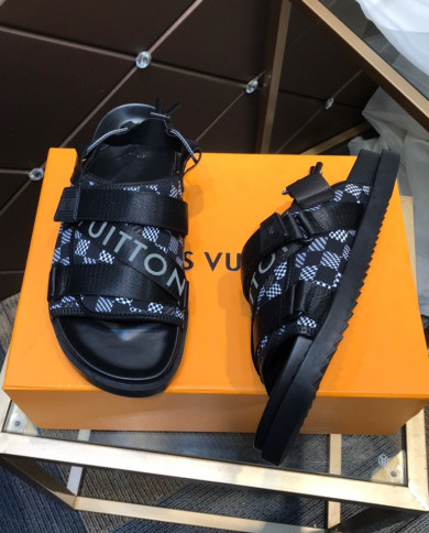 Louis  Vuitton  Slippers