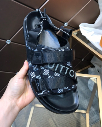 Louis  Vuitton  Slippers