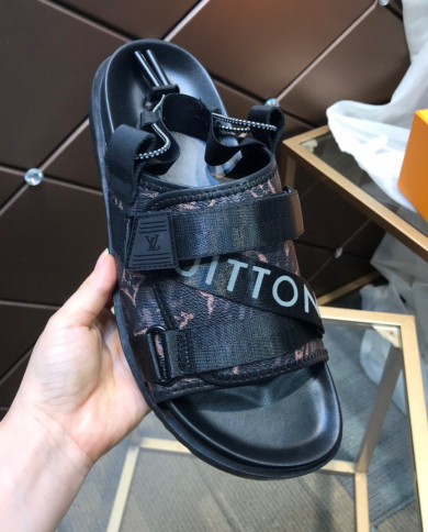 Louis  Vuitton  Slippers