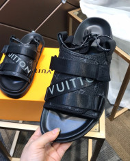 Louis  Vuitton  Slippers