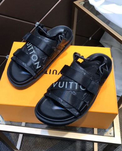 Louis  Vuitton  Slippers