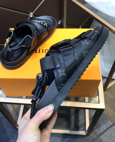 Louis  Vuitton  Slippers