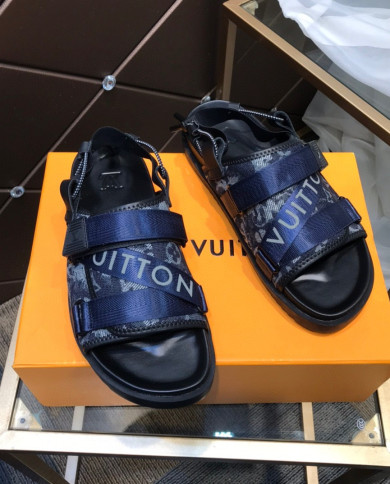 Louis  Vuitton  Slippers