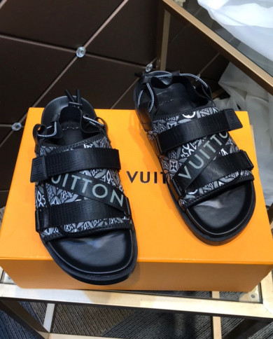 Louis  Vuitton  Slippers