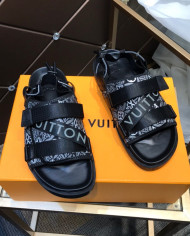 Louis  Vuitton  Slippers