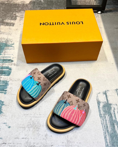 Louis  Vuitton couple style Slippers