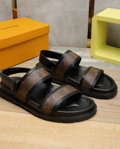 Louis  Vuitton  Slippers