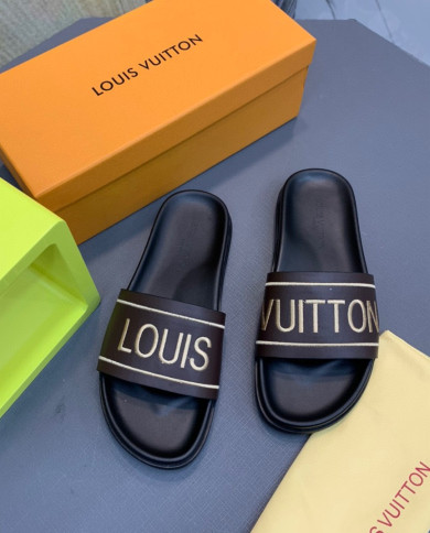 Louis  Vuitton  Slippers