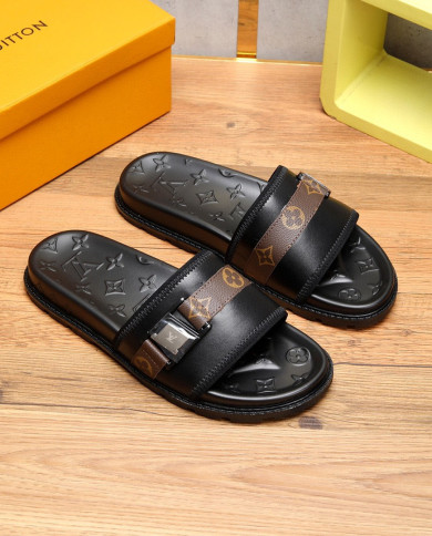 Louis  Vuitton  Slippers
