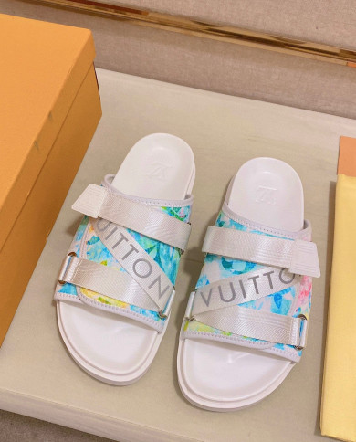 Louis  Vuitton  Slippers