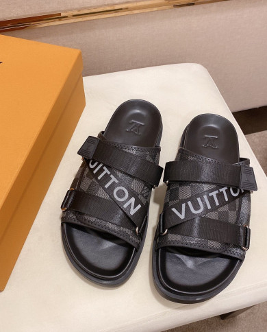 Louis  Vuitton  Slippers