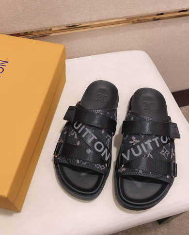 Louis  Vuitton  Slippers