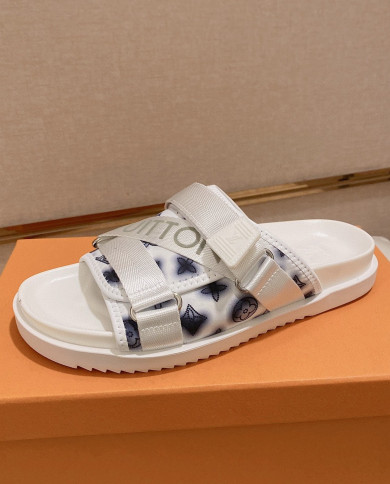 Louis  Vuitton  Slippers