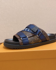 Louis  Vuitton  Slippers