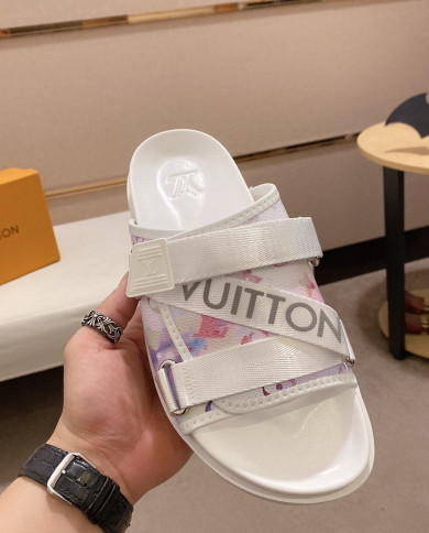 Louis  Vuitton  Slippers