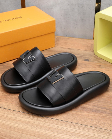 Louis  Vuitton  Slippers