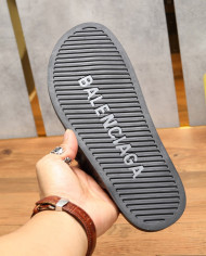 Balenciaga  Slippers