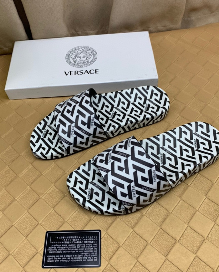 Versace  Slippers