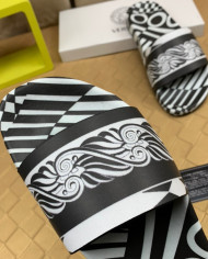 Versace  Slippers