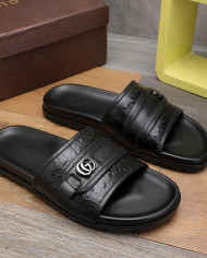 GUCCI  Slippers
