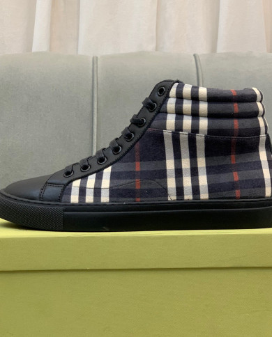 Burberry  High cut boots