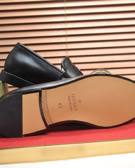 Gucci casual leather shoes