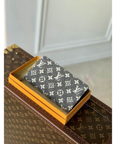 LV Zippy Cowboy Wallet