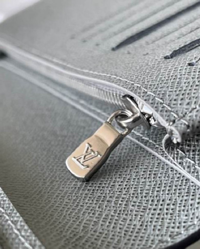 LV Brazza Wallet
