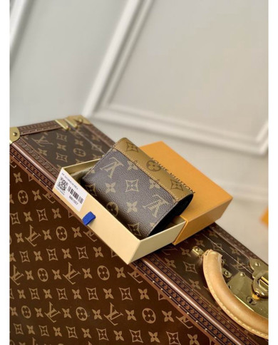 LV  Wallet