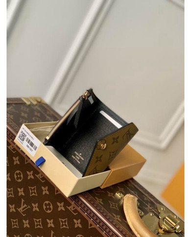 LV  Wallet