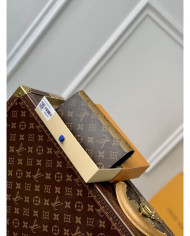LV  Wallet