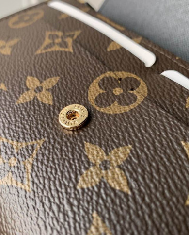 LV  Wallet