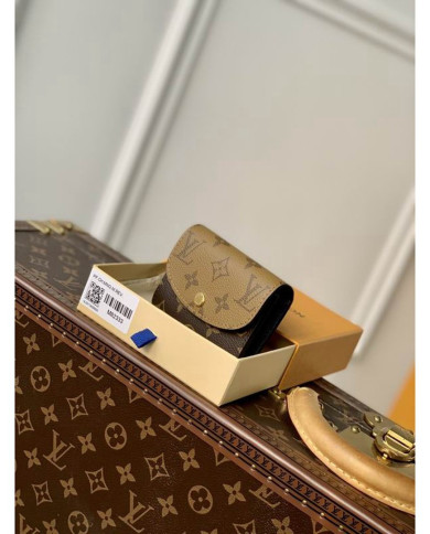 LV  Wallet