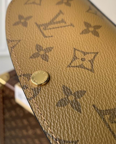 LV  Wallet